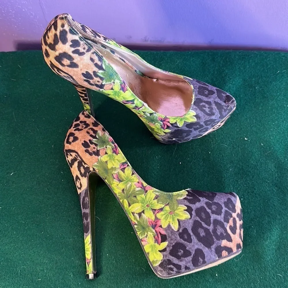 Wild Rose Women’s Platform Shoes Animal Print & Floral Size 8.5 Trendy Heels